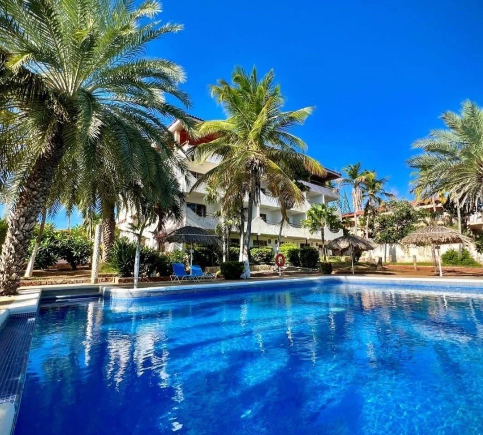 Venta de Hotel en el Yaque, Margarita a orillas de mar